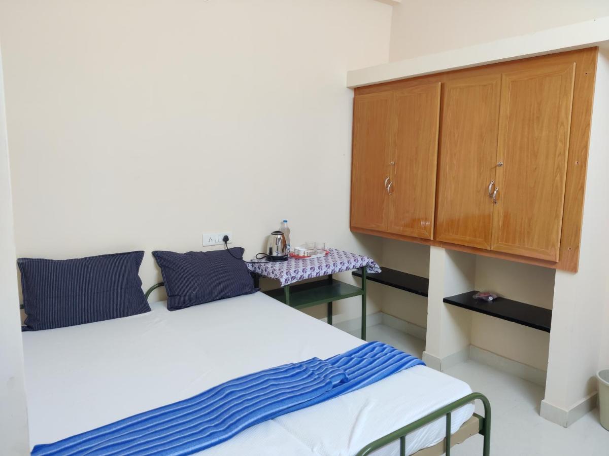 Sundaram Rooms Коимбатур Экстерьер фото
